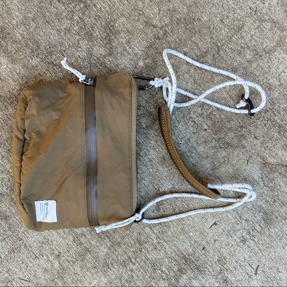 Lululemon Patch Logo Crossbody Bag